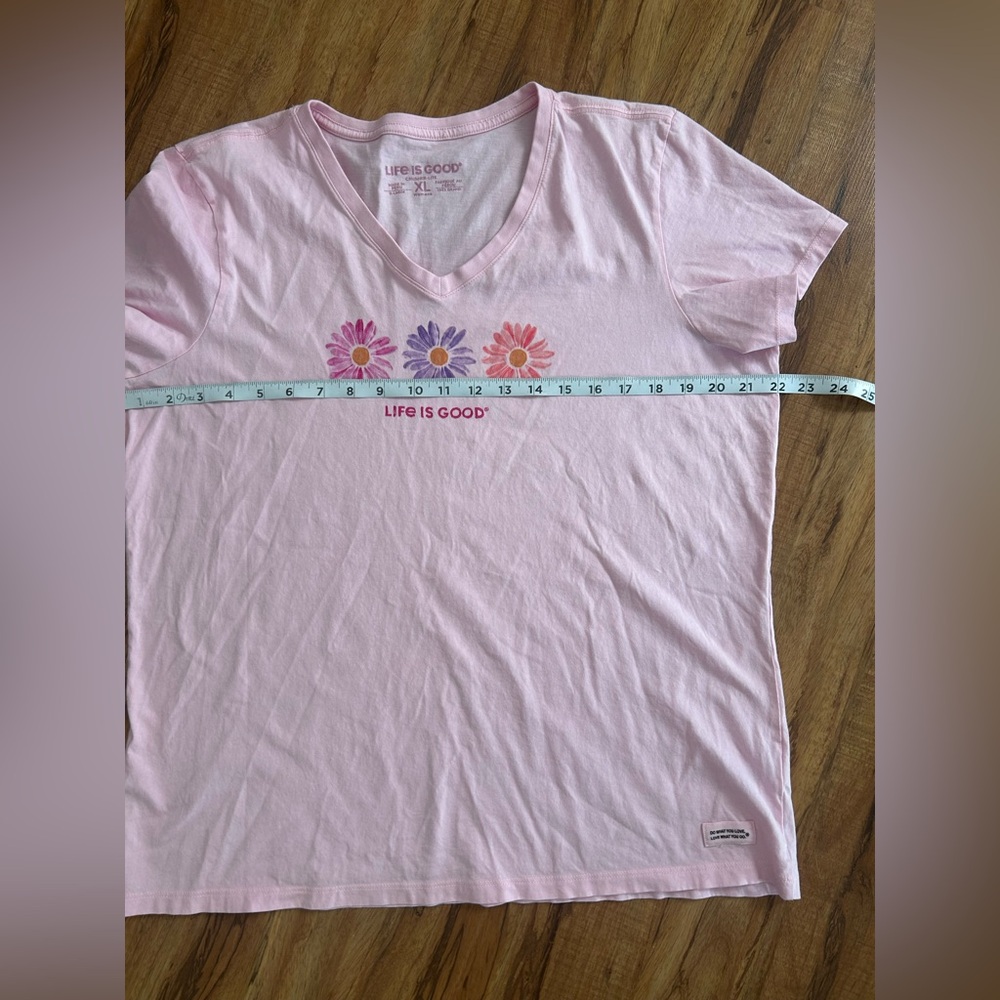 Life Is Good Crusher Lite V Neck Pink Flower Tshirt Womens Size XL - Picture 4 of 5